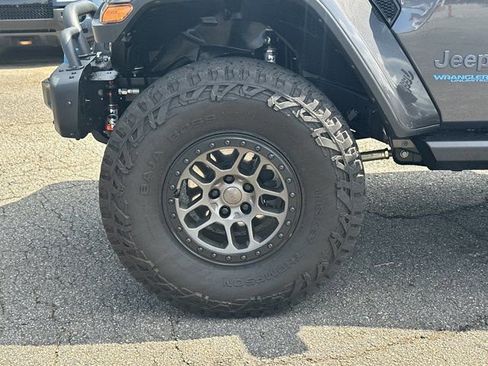 Used 2022 Jeep Wrangler Unlimited Rubicon 4xe w/ Steel Bumper Group AWD/4WD image 15