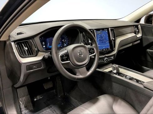 Certified 2025 Volvo XC60 B5 Plus image 15