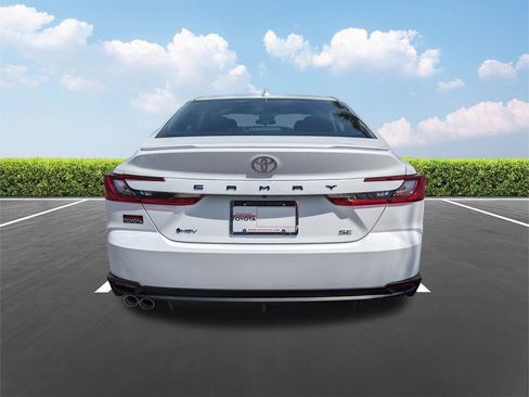 New 2026 Toyota Camry SE w/ Convenience Package FWD image 5