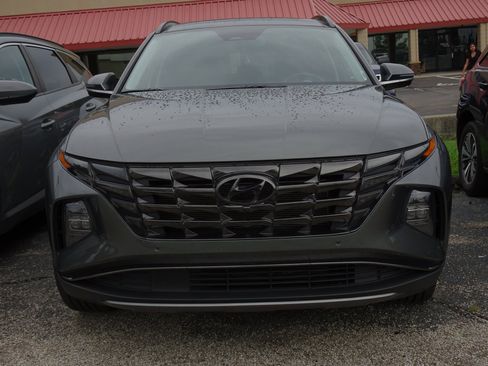 Used 2022 Hyundai Tucson Limited FWD image 3