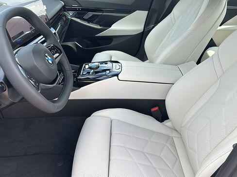 New 2025 BMW 530i w/ Premium Package image 11