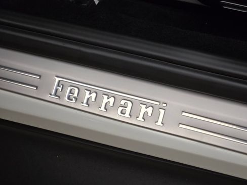 Used 2024 Ferrari Roma RWD image 33