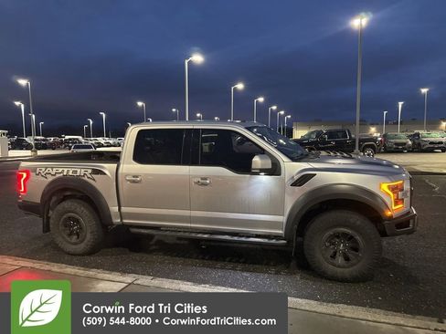 Used 2018 Ford F150 Raptor w/ Equipment Group 802A Luxury image 7