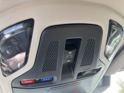 Used 2025 Subaru Outback Limited XT image 21