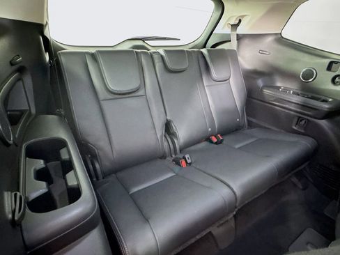 Used 2022 Subaru Ascent Limited w/ Technology Package image 34