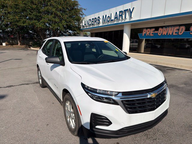 Used 2023 Chevrolet Equinox LS FWD image 1