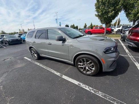 Used 2021 Dodge Durango R/T w/ Tow 'N Go Package AWD/4WD image 7