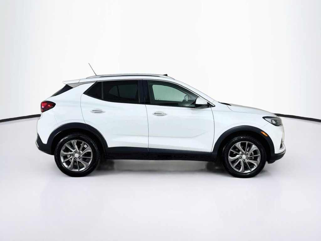 Used 2021 Buick Encore GX Essence w/ Experience Buick Package FWD image 8