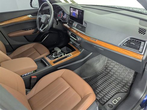 Used 2021 Audi Q5 2.0T Premium w/ Convenience Package image 39