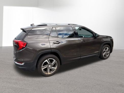 Used 2020 GMC Terrain SLT w/ Preferred Package AWD/4WD image 3