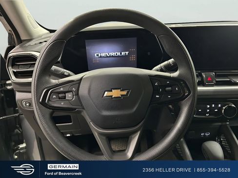 Used 2025 Chevrolet TrailBlazer LT AWD/4WD image 11