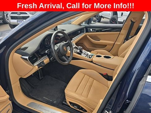 Used 2023 Porsche Panamera 4S w/ Premium Package AWD/4WD image 10