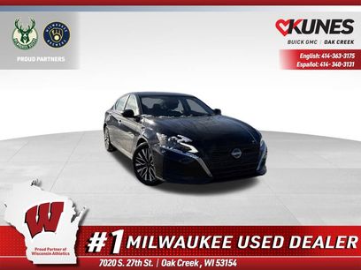 Used 2024 Nissan Altima 2.5 SV