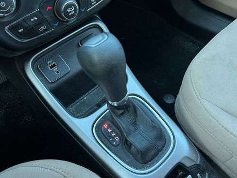 Used 2018 Jeep Compass Sport w/ Tech Group image 25