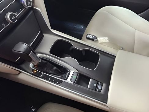 Used 2019 Honda Accord LX image 28