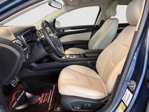 Used 2018 Ford Fusion Titanium AWD/4WD image 12