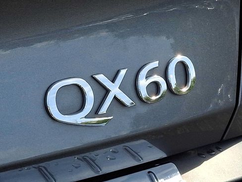 Used 2023 INFINITI QX60 Luxe w/ Vision Package AWD/4WD image 30