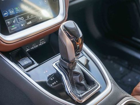 Used 2024 Subaru Outback Touring image 17