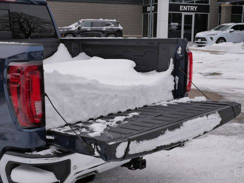 Used 2019 GMC Sierra 1500 SLT w/ SLT Premium Plus Package AWD/4WD image 23
