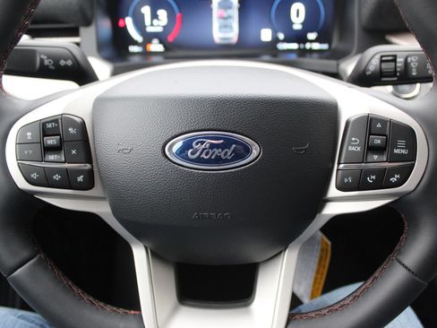 New 2026 Ford Explorer Active AWD/4WD image 26