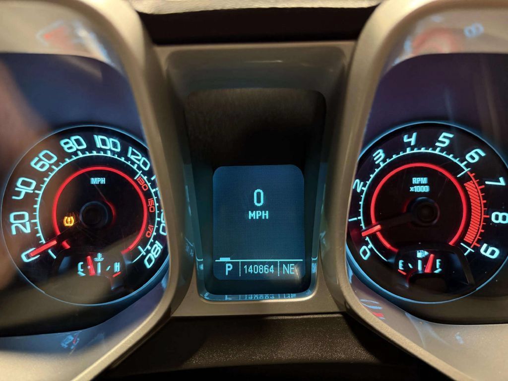 Used 2010 Chevrolet Camaro SS RWD image 31