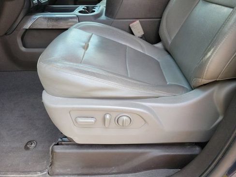Used 2020 Chevrolet Silverado 1500 LTZ w/ LTZ Premium Package AWD/4WD image 5