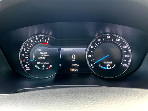Used 2019 Ford Explorer Platinum AWD/4WD image 26