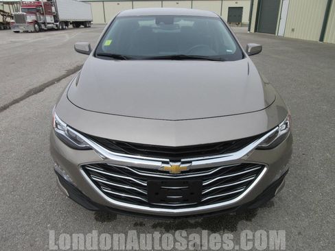 Used 2024 Chevrolet Malibu LT image 9