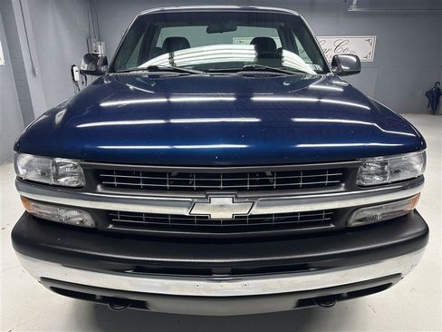 Used 2001 Chevrolet Silverado 1500 LS w/ Off-Road Chassis Pkg AWD/4WD image 9