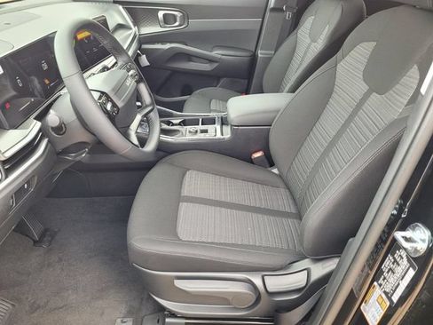 New 2026 Kia Sorento LX FWD image 8