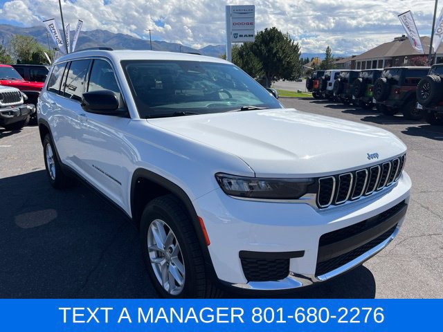 Used 2022 Jeep Grand Cherokee L Laredo w/ Luxury Tech Group I AWD/4WD image 8