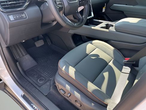 New 2026 GMC Acadia AT4 w/ Super Cruise Package image 25