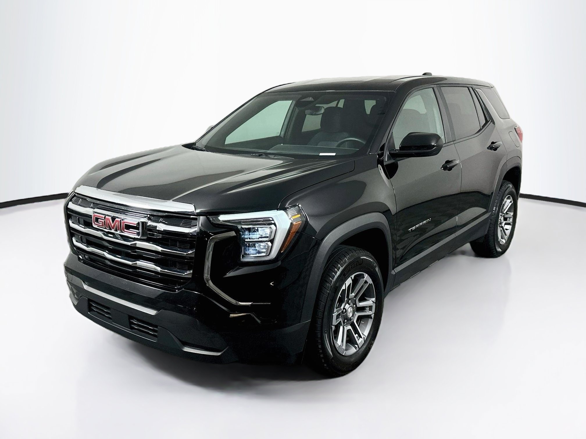 Used 2025 GMC Terrain Elevation FWD image 3