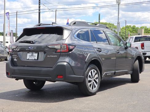 Used 2023 Subaru Outback Premium AWD/4WD image 20