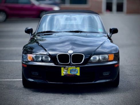 Used 1999 BMW Z3 2.5i RWD image 2
