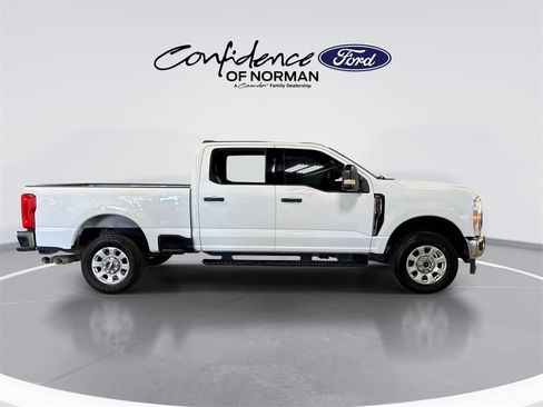 Used 2024 Ford F250 XLT image 10