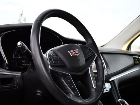 Used 2017 Cadillac XT5 Premium Luxury image 10