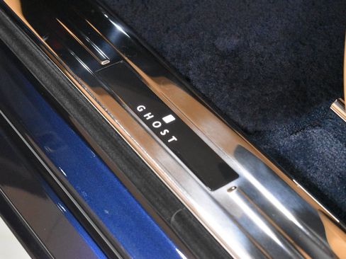Certified 2025 Rolls-Royce Ghost AWD/4WD image 23
