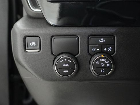 Used 2026 Chevrolet Silverado 1500 RST w/ RST Select Package RWD image 11