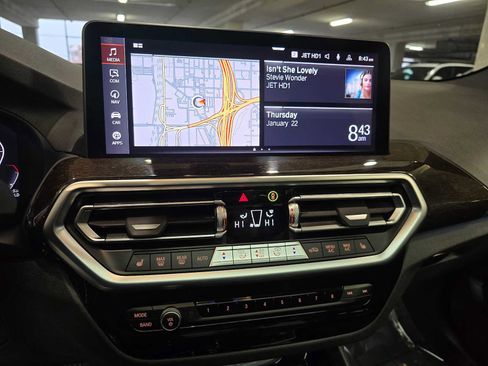 Used 2024 BMW X3 xDrive30i image 14