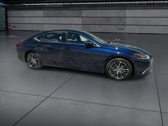 Certified 2025 Lexus ES 350 w/ Premium Package FWD image 9