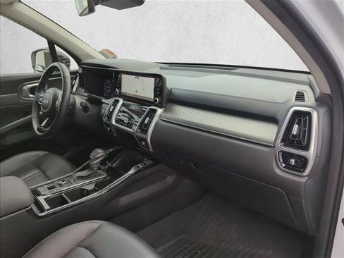 Used 2023 Kia Sorento SX AWD/4WD image 27
