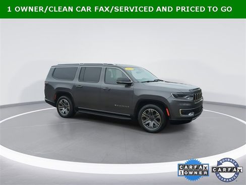 Used 2023 Jeep Wagoneer L Series II image 11