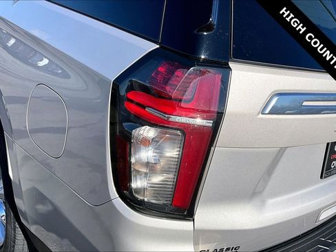 Used 2022 Chevrolet Suburban High Country image 22