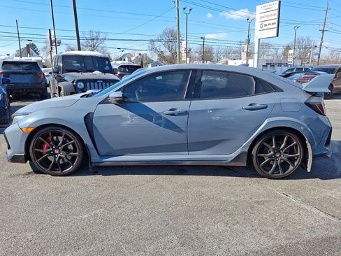 Used 2021 Honda Civic Type R image 2