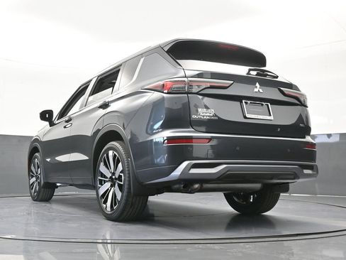 New 2026 Mitsubishi Outlander SEL image 58
