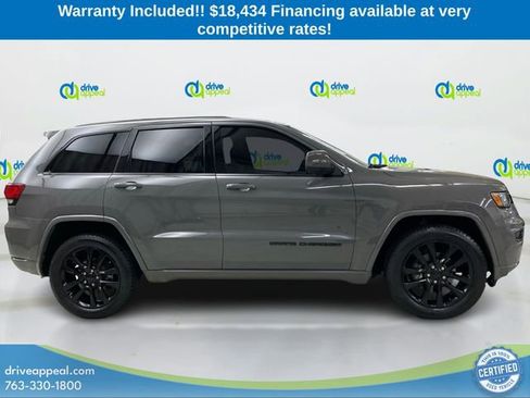 Used 2019 Jeep Grand Cherokee Altitude image 4
