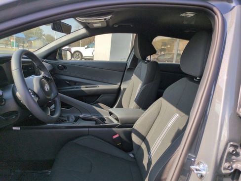New 2026 Hyundai Elantra Sport FWD image 15