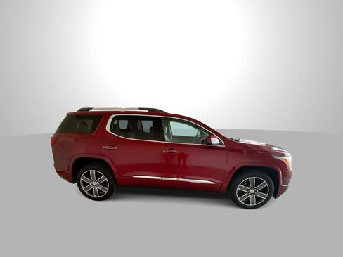 Used 2019 GMC Acadia Denali w/ Technology Package image 9