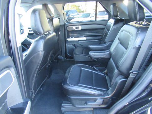 Used 2023 Ford Explorer XLT w/ Equipment Group 202A image 15